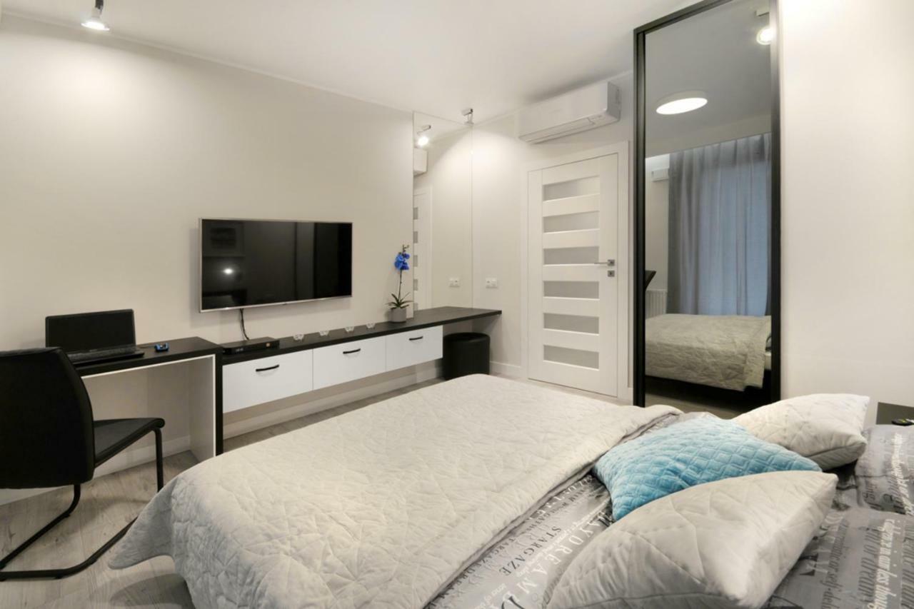 Bulwary Wislane P&O Serviced Apartments With Ac Варшава Екстер'єр фото