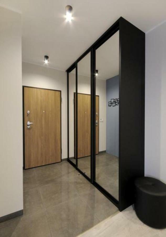 Bulwary Wislane P&O Serviced Apartments With Ac Варшава Екстер'єр фото